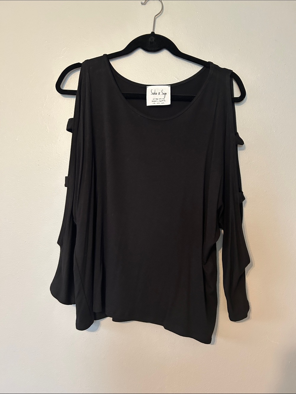 Sadie & Sage Black Cold-Shoulder Long Sleeve Top with Strap Details